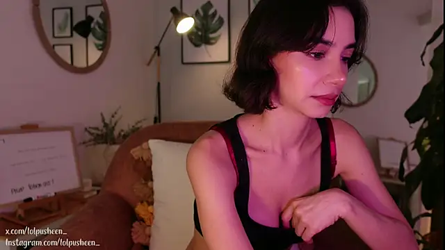 JulietteDee online show from 01.17.25