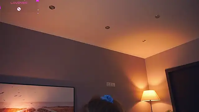 Snapshot of BanemAcard chatting on 02.09.25 BanemAcard online show from 02.09.25