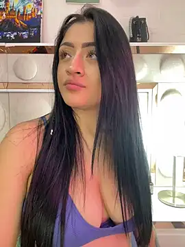 lucianaroy online show from 01.30.25