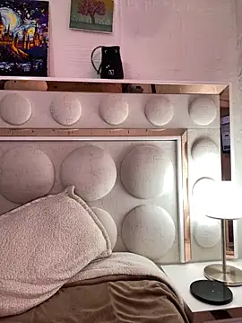 lucianaroy online show from 02.20.25