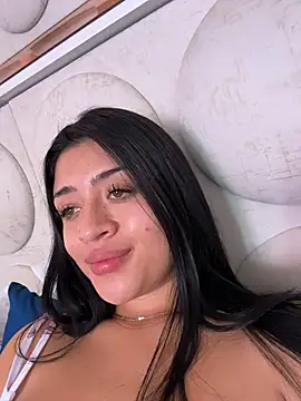 lucianaroy online show from 11.12.25