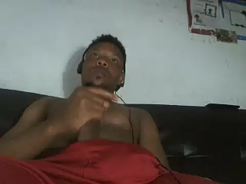 Snapshot of hugo3918_ chatting on 02.20.25 hugo3918 online show from 02.20.25