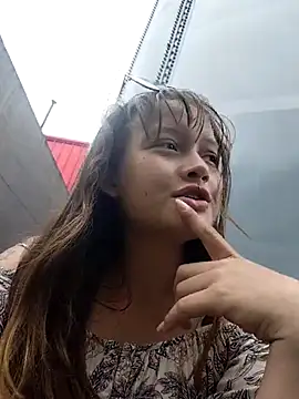 Snapshot of lucyy06 chatting on 04.04.26 lucyy06 online show from 04.04.26