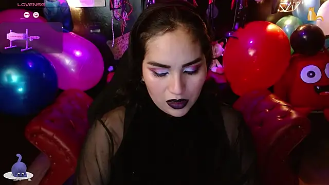 Snapshot of kureiji_hentaii chatting on 09.09.25 kureiji hentaii online show from 09.09.25