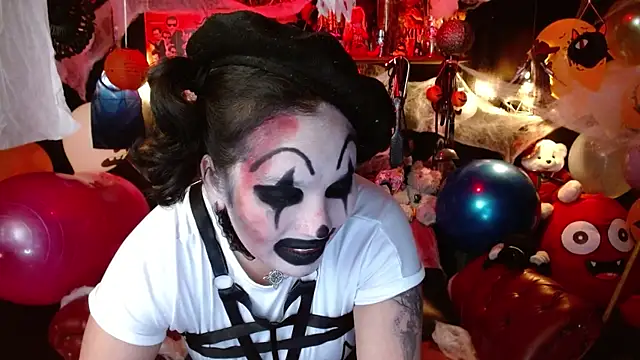 Snapshot of kureiji_hentaii chatting on 10.18.25 kureiji hentaii online show from 10.18.25