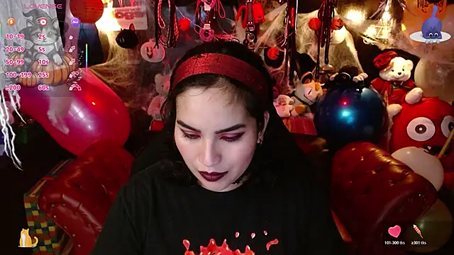 Snapshot of kureiji_hentaii chatting on 10.23.25 kureiji hentaii online show from 10.23.25