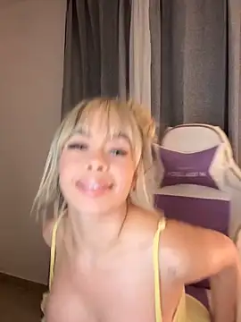 Alison Diaz17 online show from 09.13.25