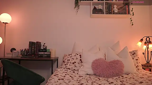 EmilyxRose - online show from 03.19.25