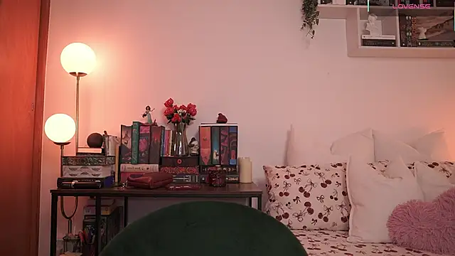 EmilyxRose - online show from 10.05.25