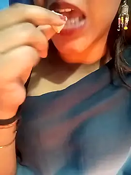 Snapshot of Gulabo-jaan chatting on 01.09.25 Gulabo-jaan online show from 01.09.25