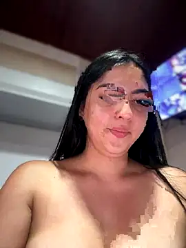 MarianaBenz online show from 01.07.26