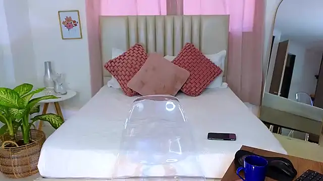 KristennBlue online show from 01.13.25