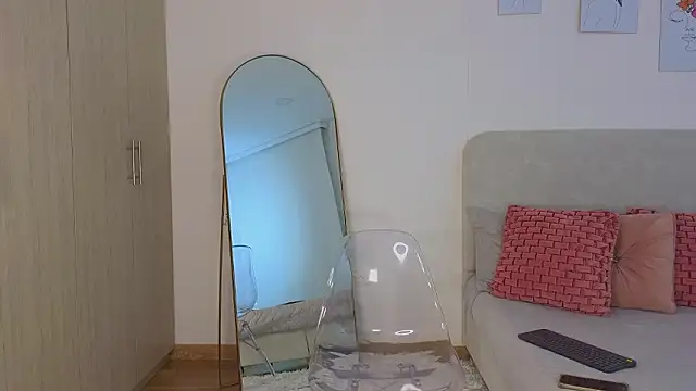 KristennBlue online show from 02.21.26