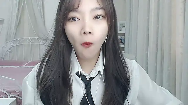 Snapshot of Jenny-Z chatting on 02.07.26 Jenny-Z online show from 02.07.26