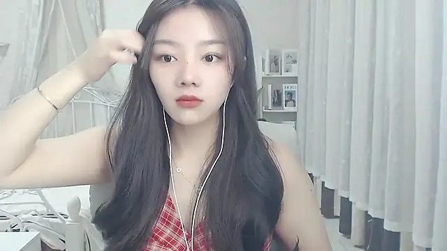 Snapshot of Jenny-Z chatting on 04.03.26 Jenny-Z online show from 04.03.26