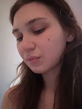 QuitieLia online show from 01.26.25