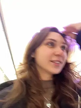 QuitieLia online show from 02.17.26