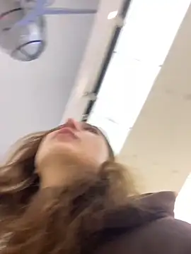 QuitieLia online show from 03.15.26