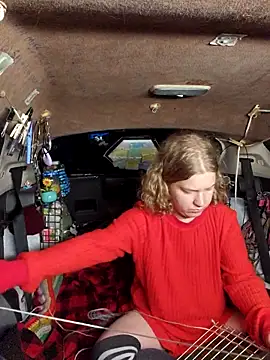 Snapshot of shadow199393 chatting on 10.18.25 shadow199393 online show from 10.18.25