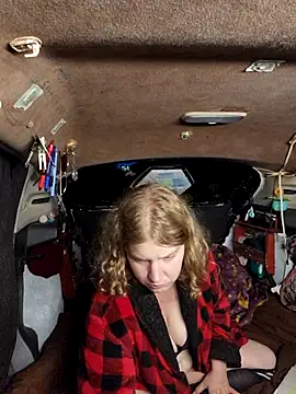 Snapshot of shadow199393 chatting on 11.16.25 shadow199393 online show from 11.16.25