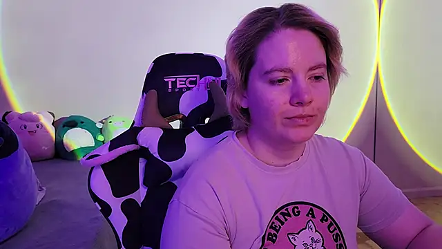 InternetFairy XO online show from 12.20.24