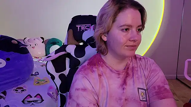 InternetFairy XO online show from 01.01.25