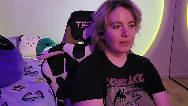 InternetFairy XO online show from 01.19.25