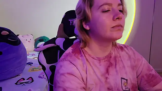 InternetFairy XO online show from 01.28.25