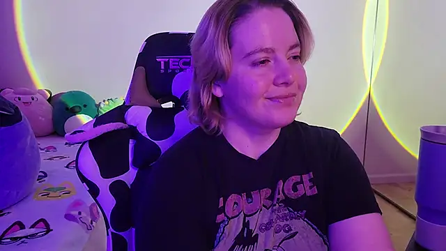 InternetFairy XO online show from 01.30.25