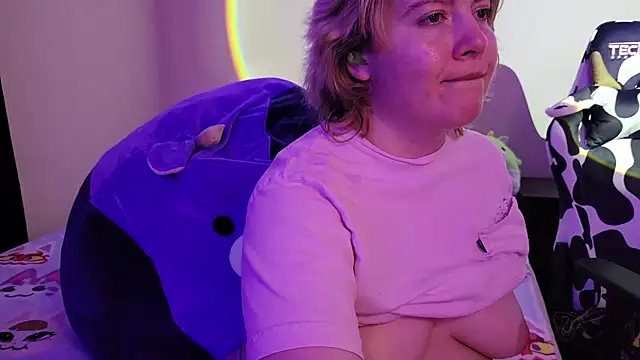 InternetFairy XO online show from 01.31.25