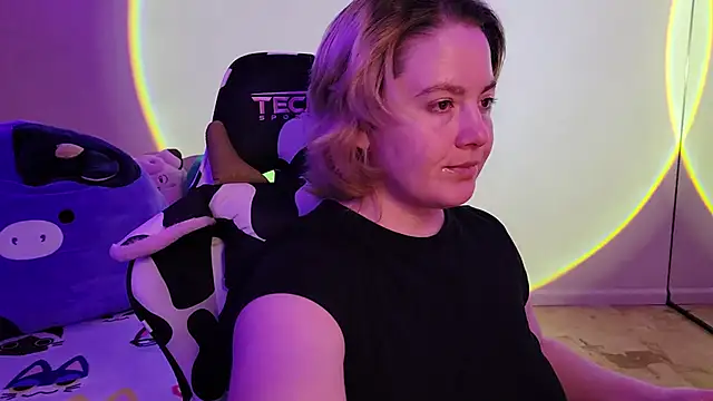 InternetFairy XO online show from 02.04.25