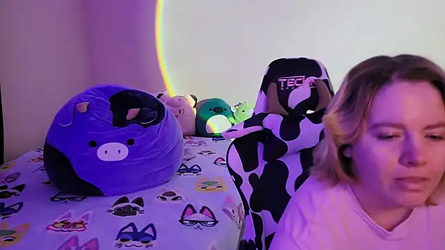 InternetFairy XO online show from 02.27.25