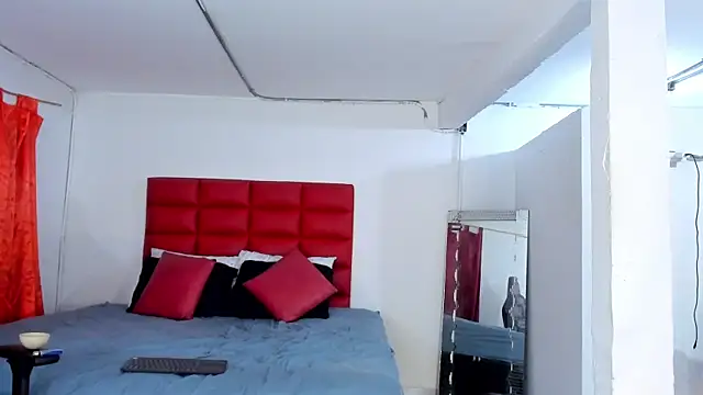 LyonGallego  online show from 11.14.25