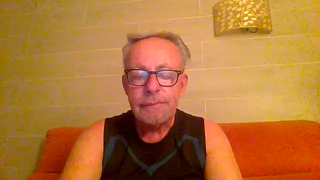 Snapshot of tuggy59 chatting on 07.06.26 tuggy59 online show from 07.06.26