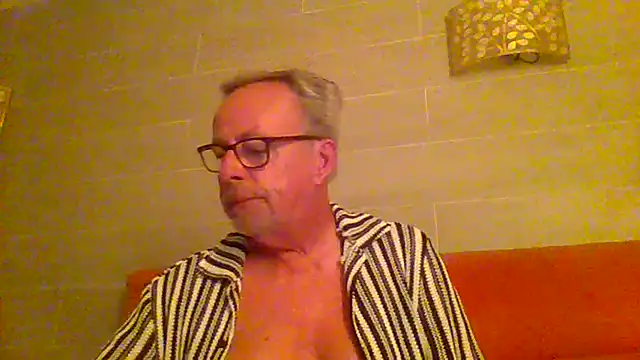 Snapshot of tuggy59 chatting on 07.09.26 tuggy59 online show from 07.09.26