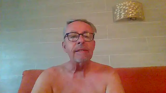 Snapshot of tuggy59 chatting on 07.12.26 tuggy59 online show from 07.12.26