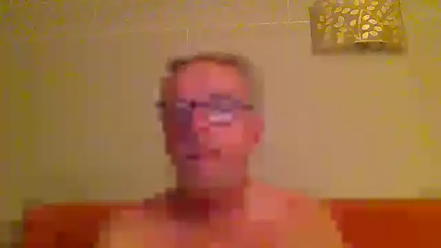 Snapshot of tuggy59 chatting on 07.15.26 tuggy59 online show from 07.15.26