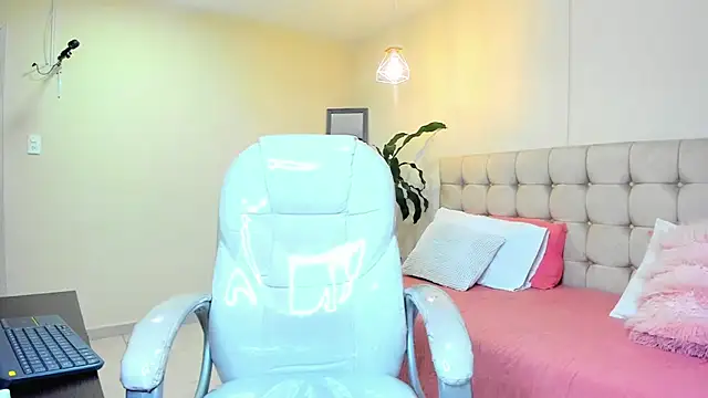 Alex cute77 online show from 03.14.25