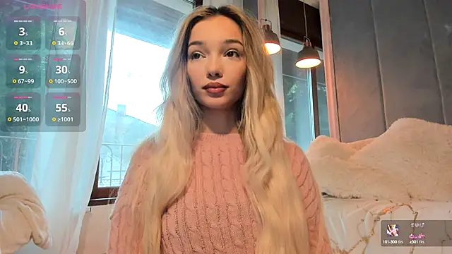 Snapshot of Sassy_Teen chatting on 09.26.25 Sassy Teen online show from 09.26.25