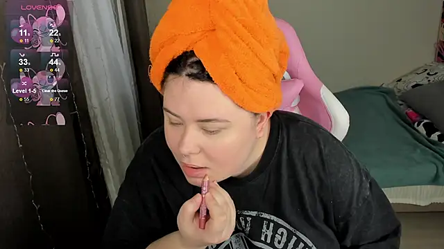 Akemi BBW online show from 12.05.25