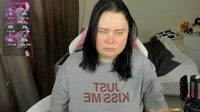 Akemi BBW online show from 03.25.26