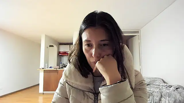 zoe jeane beker online show from 02.09.25