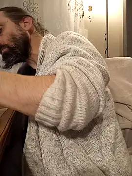 teekoine1 online show from 10.24.25