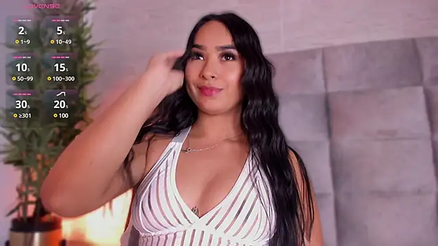 Snapshot of mia_crawford chatting on 02.12.25 mia crawford online show from 02.12.25