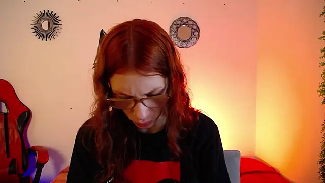 Katy Van online show from 12.20.25