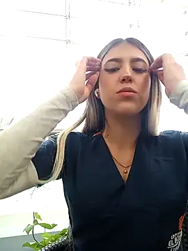 Snapshot of eva-2023 chatting on 02.25.26 eva-2023 online show from 02.25.26