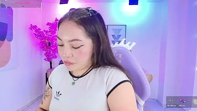 Isa reel online show from 10.23.25