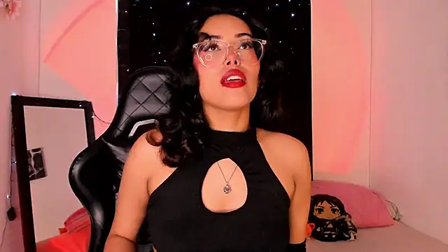 willow poisson online show from 02.19.25