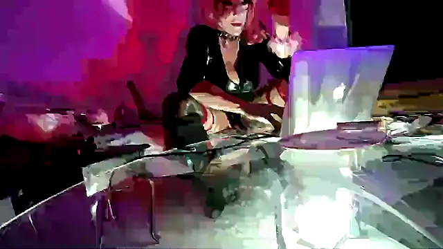 Snapshot of CharlotteVixxens chatting on 12.05.24 CharlotteVixxens online show from 12.05.24