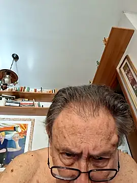 Snapshot of papillonhotofficial chatting on 06.21.26 papillonhotofficial online show from 06.21.26